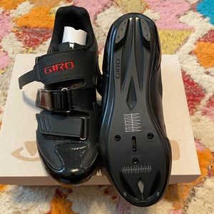 **PELOTON COMPATIBLE** Giro Apeckx II Road Cycling Shoe